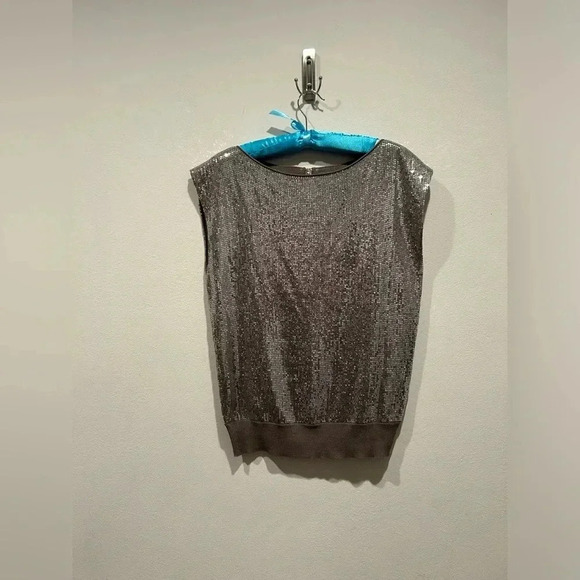 ALICE + OLIVIA Grey Extended Shoulder Sweater / Size Medium / - Picture 1 of 10